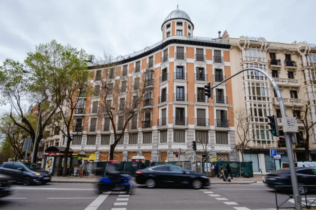 Santa Engracia 43